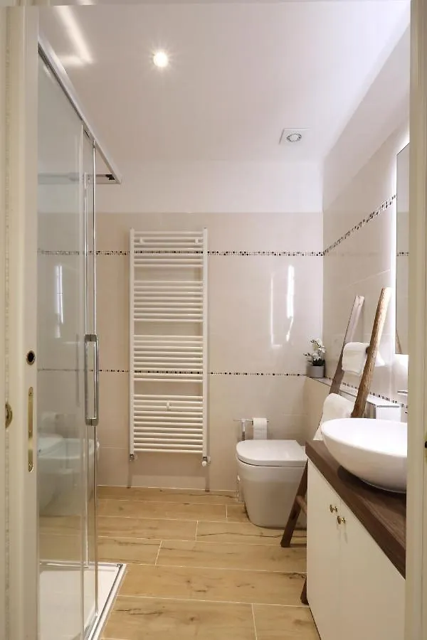 Ca' Del Pittor Apartments - Tiziano Venice Italy